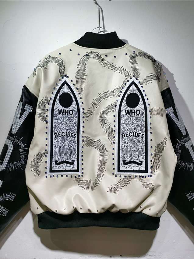 Gothic Totem Embroidery Jacket - Embroidery Gothic recension och pris