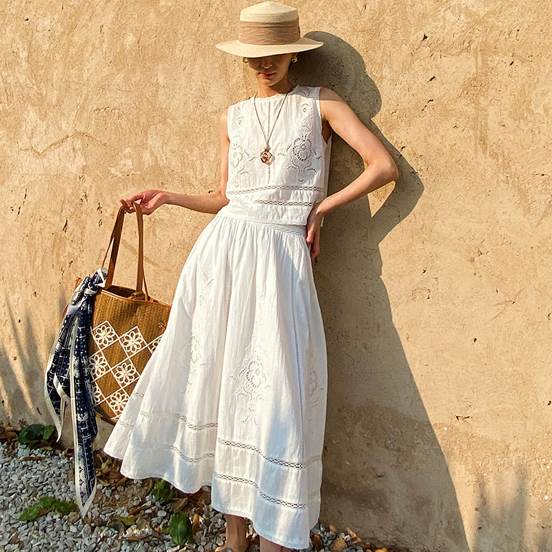 French Designer Boho White Cot - Embroidery Class recension och pris