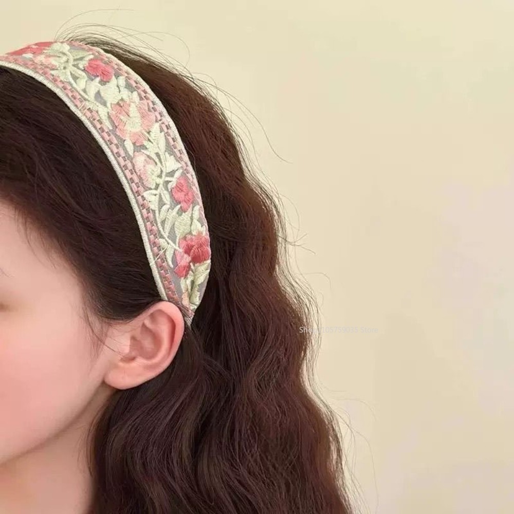 Spring Lace Embroidery Floral  - Embroidery Hoop recension och pris