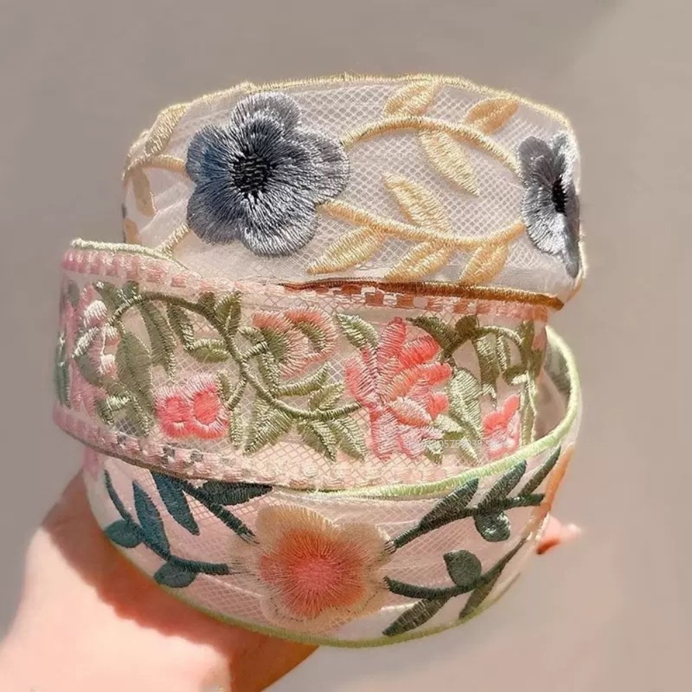 Spring Lace Embroidery Floral  - Embroidery Hoop recension och pris