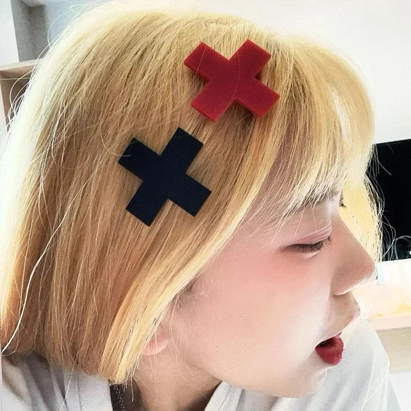 Y2K Red Cross Hair Clip Punk G - Embroidery Gothic recension och pris